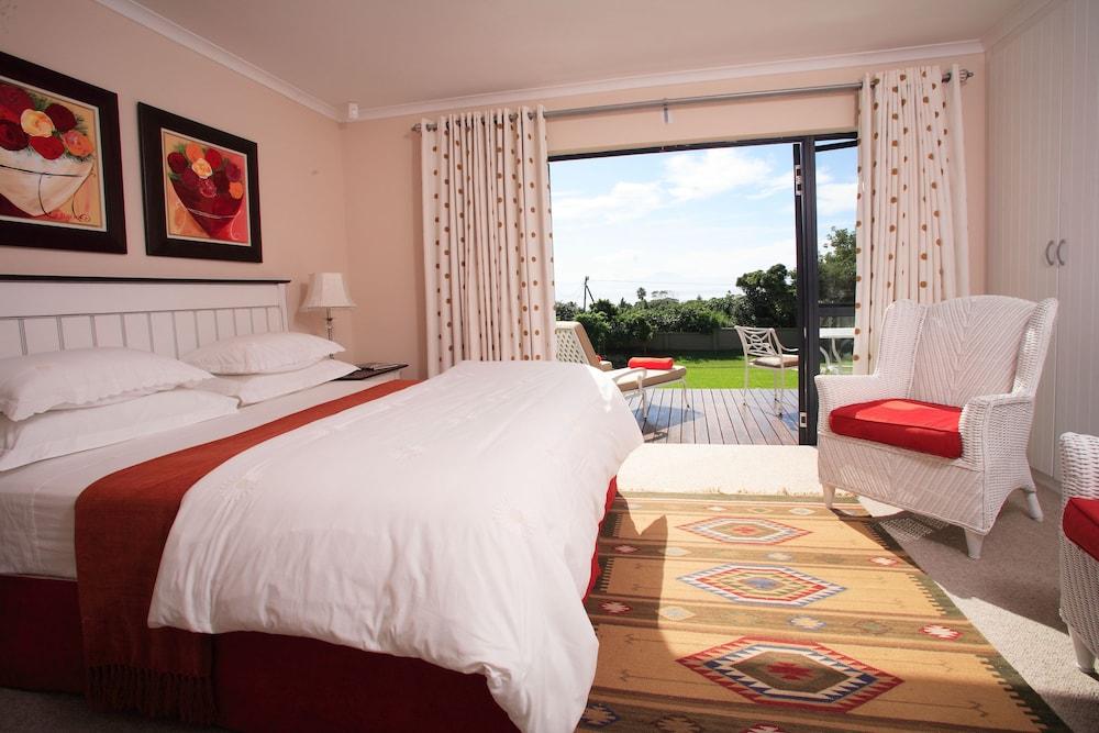 Linkside 2 Self-Catering Hotel Мозел Бей Екстериор снимка